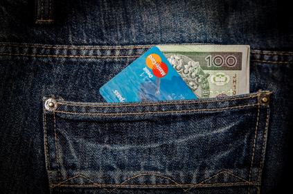 How Student Loan Default Is Quietly Wrecking Family Credit Scores, Not Just Yours